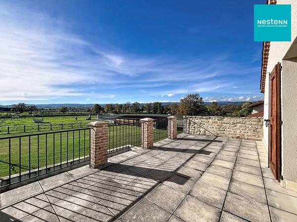 Maison pleine de charme - 220 m² - Montbrison - 4 chambres