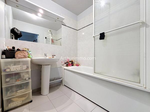 Vente                                                      Duplex
                        
                     4 pièces                      83 m2                     à Limeil-Brévannes