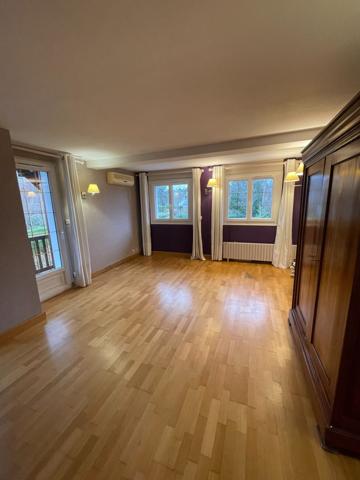 Vente Maison bourgeoise Saint-Étienne-du-Rouvray 9 Pièces 292.9 m²