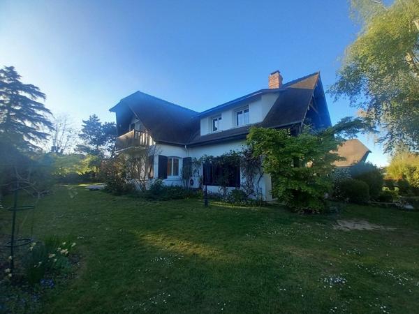 Vente Maison bourgeoise Saint-Étienne-du-Rouvray 9 Pièces 292.9 m²