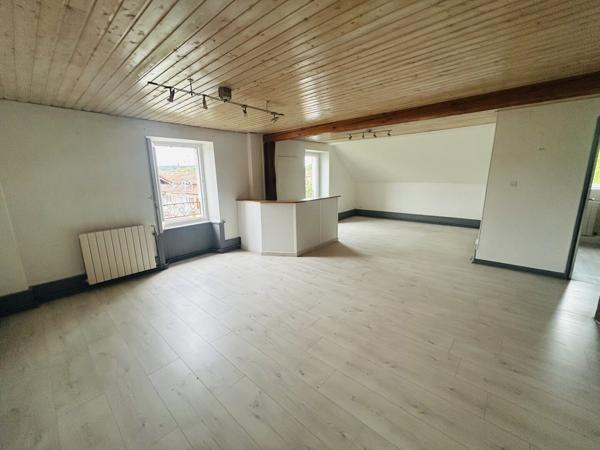 VALENTIGNEY SUPERBE DUPLEX 110 M2
