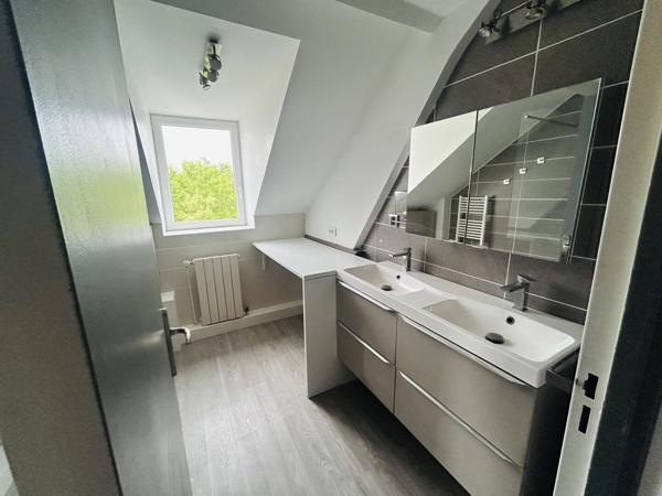 VALENTIGNEY SUPERBE DUPLEX 110 M2