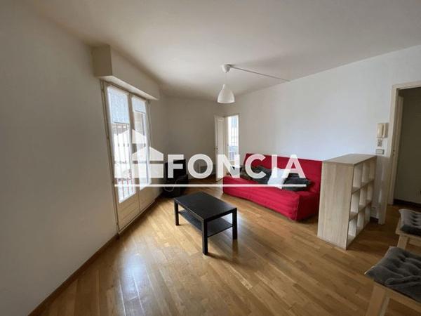 Location Appartement meublé 2 pièces 45 m² - 121 RUE DE LA TRANCHEE Poitiers 86000