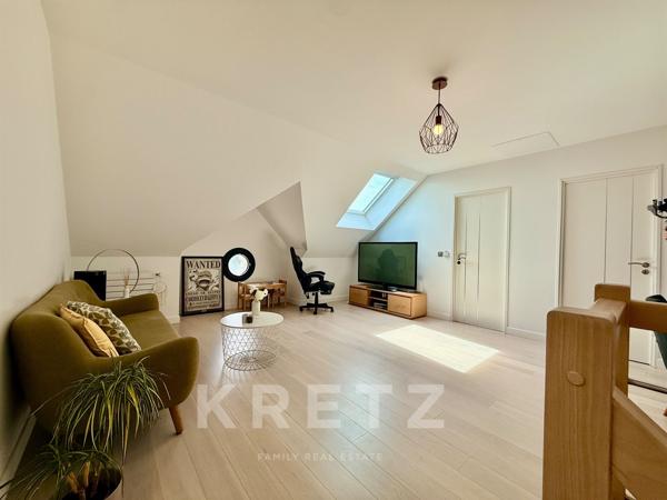 Maison contemporaine haut de gamme de 2021 -7 chambres, piscine, jardin