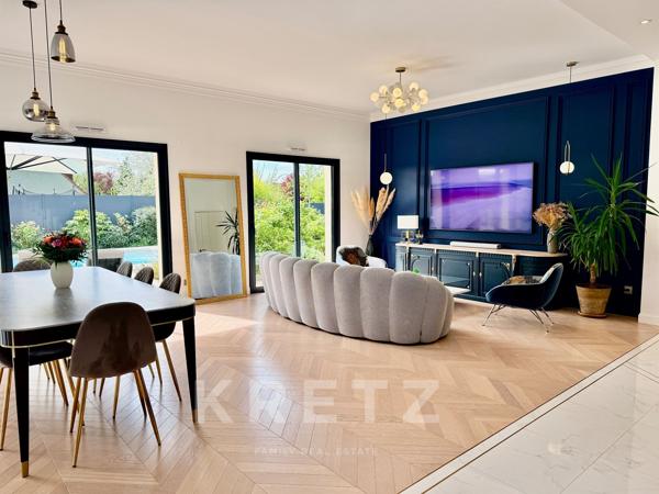 Maison contemporaine haut de gamme de 2021 -7 chambres, piscine, jardin