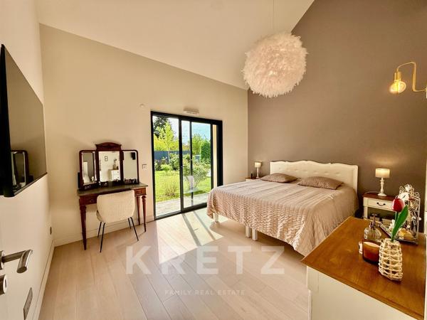 Maison contemporaine haut de gamme de 2021 -7 chambres, piscine, jardin