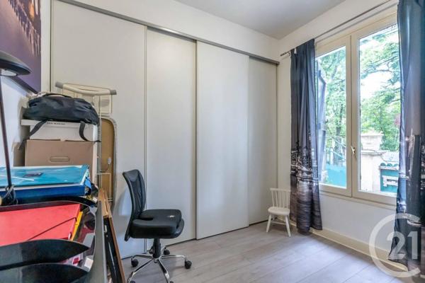 Maison à vendre  4 pièces - 74,11 m 2   ST MAUR DES FOSSES  - 94