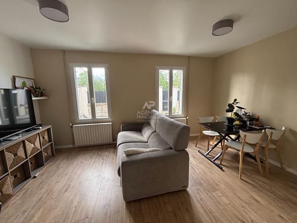 Maison Pontoise 4 pièce(s) 75 m2 265 000 € **  - Référence  11257