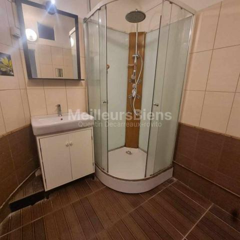 Appartement RDC de 74 m2 avec cour et garage