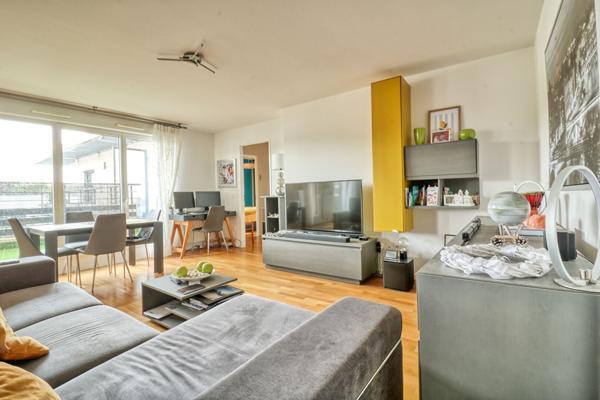 Appartement Antony 3 pièce(s) - DERNIER ÉTAGE - TERRASSE - CLIMATISÉ