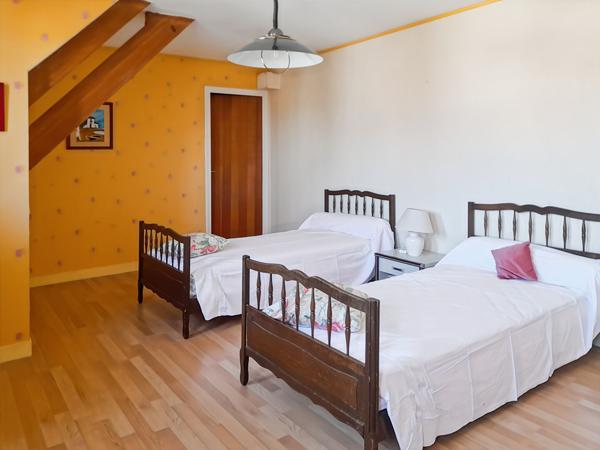 Maison Cergy 6 pièce(s) 152.29 m2