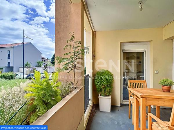 APPARTEMENT T4 SATHONAY CAMP TROIS CHAMBRES AVEC BALCON GARAGE BOX FERMÉ ET CAVE