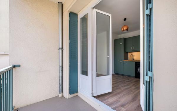 Appartement à louer    2 pièces • 47,57 m2 Lyon 4