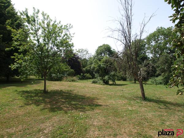 Terrain 1992 m2
