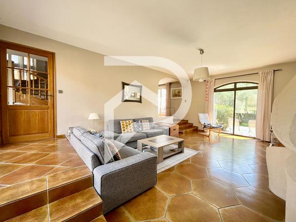 Villa 6 pièces 165 m2
