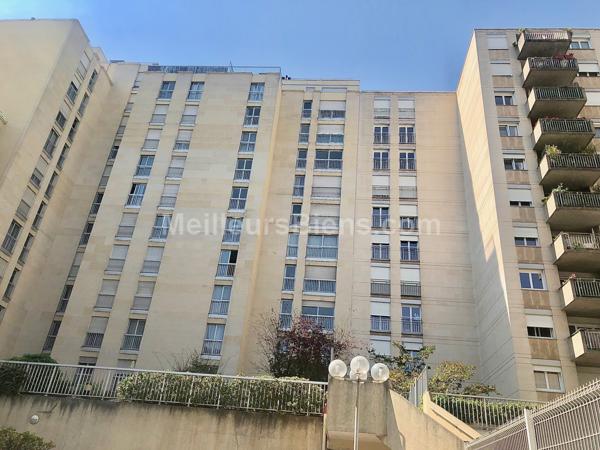 Studio-F1+cave+parking-gare BOURG-LA-REINE