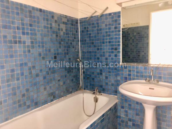 Studio-F1+cave+parking-gare BOURG-LA-REINE