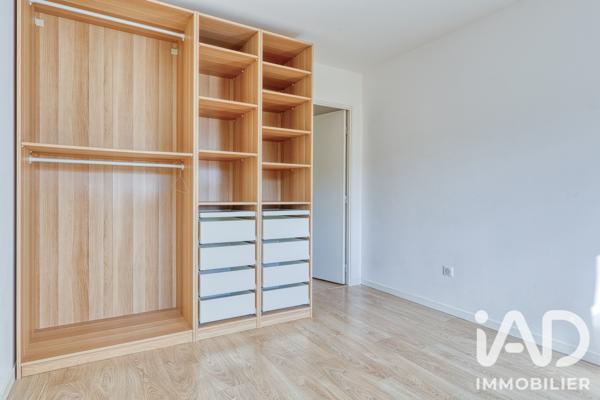 Location appartement 3 pièces 73 m² Asnières-sur-Seine