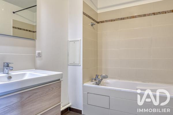 Location appartement 3 pièces 73 m² Asnières-sur-Seine