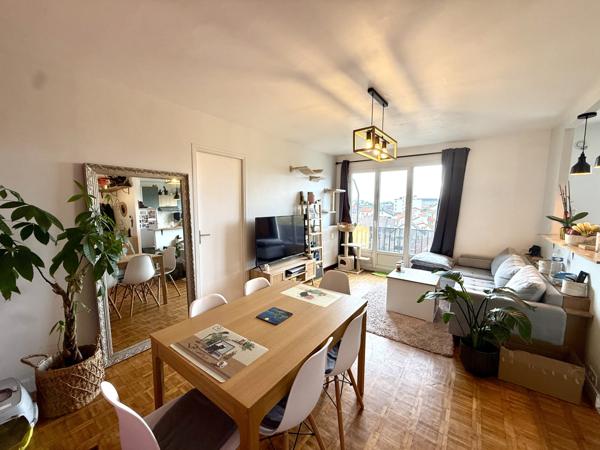 Drancy (93700) 2 Pièces avec balcon, cave proche RER B et futurs métros 16, 17