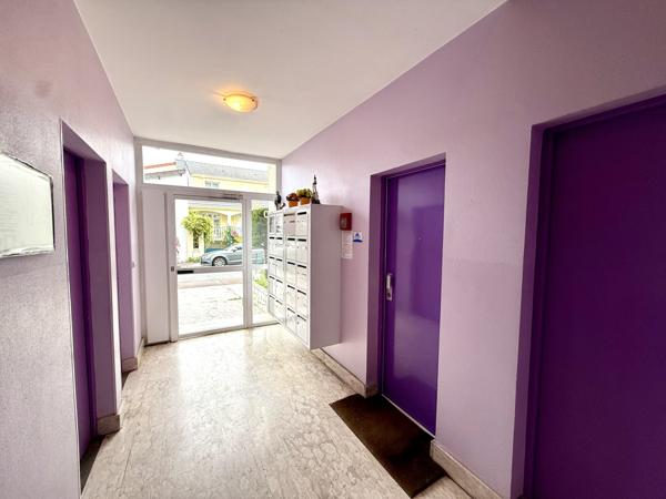 Drancy (93700) 2 Pièces avec balcon, cave proche RER B et futurs métros 16, 17