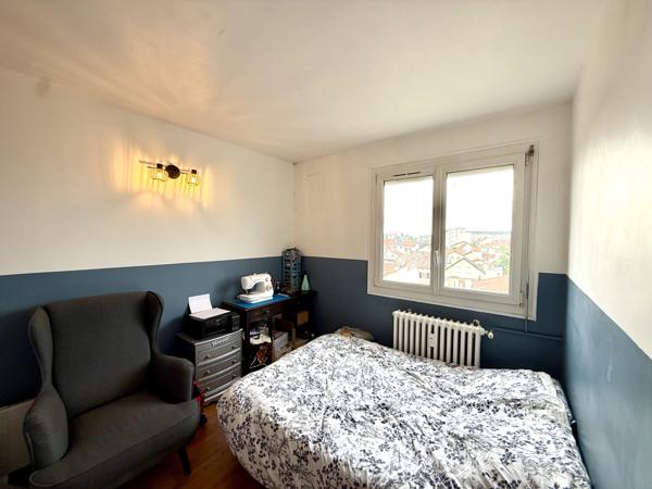 Drancy (93700) 2 Pièces avec balcon, cave proche RER B et futurs métros 16, 17