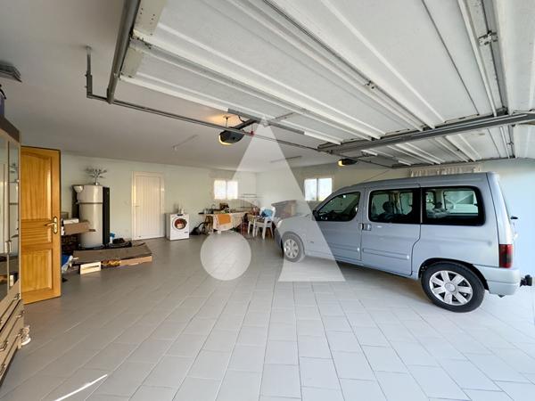 Maison 8 pièces 254 m2
