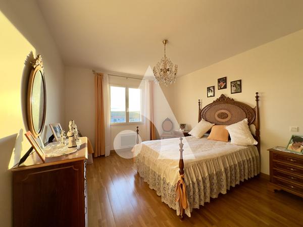 Maison 8 pièces 254 m2