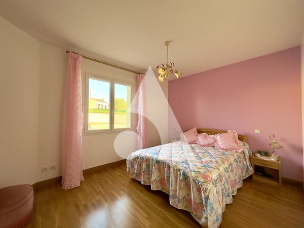 Maison 8 pièces 254 m2