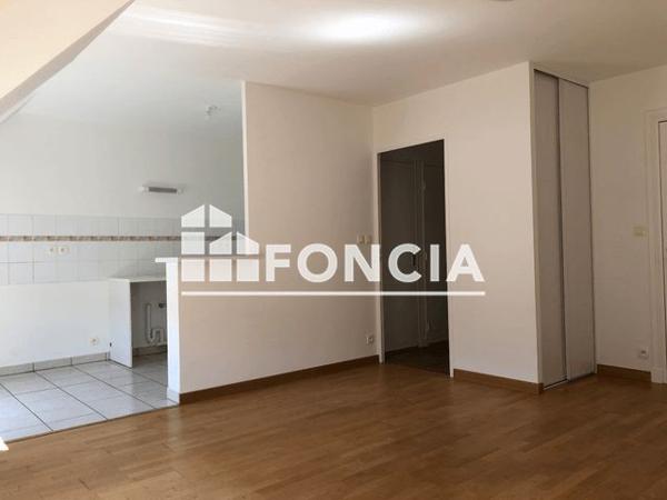 Location Appartement 2 pièces 43.18 m² - 15 RUE DES RIBAINS Joue-les-tours 37300