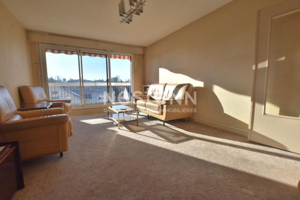 3 PIÈCES - TRAVERSANT - BALCONS - BOX avec CELLIER