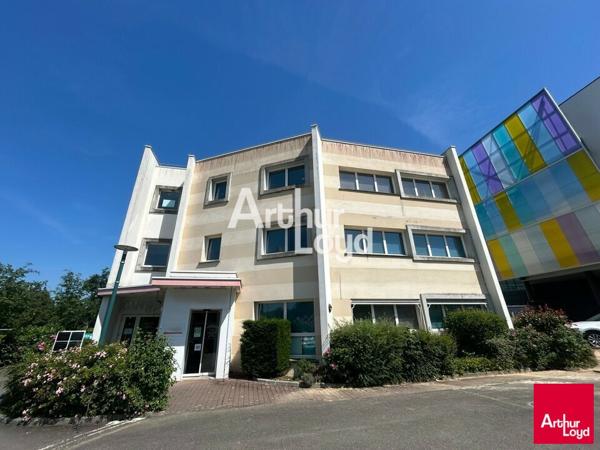 CESSON SEVIGNE - BUREAUX A VENDRE - PROCHE METRO ATALANTE