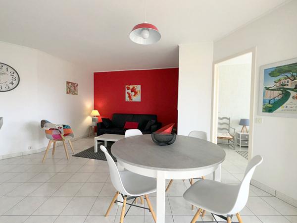 Appartement t2 meublé avec aperçu mer, balcon et pkg Vaux sur mer