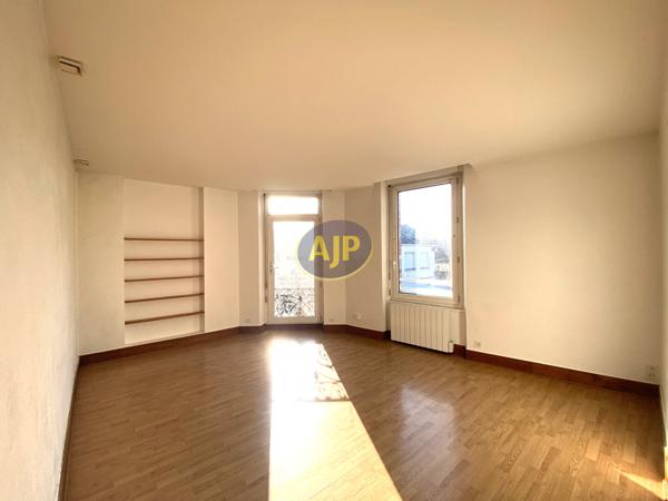 Location appartement Guemene Penfao : 560 € - AJP By Marie