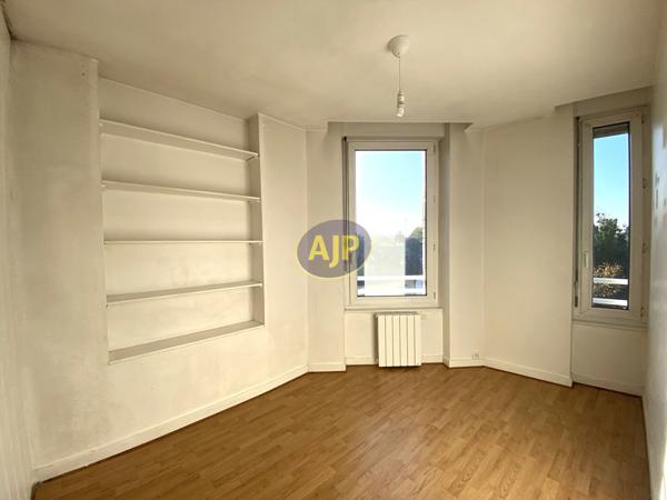 Location appartement Guemene Penfao : 560 € - AJP By Marie