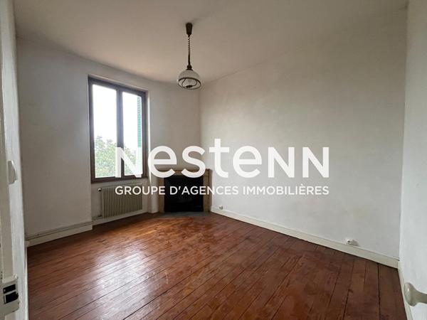 Maison 6 pièces - 4 Chambres - 143 m² habitables - 643m² de Terrain - A rénover - MERMOZ 69500 BRON