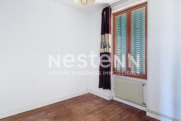 Maison 6 pièces - 4 Chambres - 143 m² habitables - 643m² de Terrain - A rénover - MERMOZ 69500 BRON