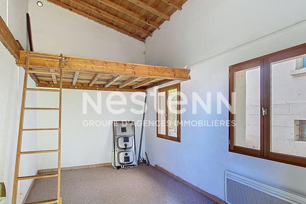 Maison 6 pièces - 4 Chambres - 143 m² habitables - 643m² de Terrain - A rénover - MERMOZ 69500 BRON