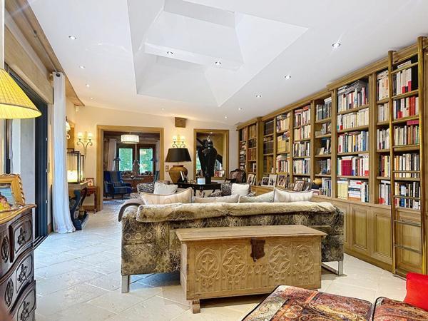 Superbe maison Normande en colombages de 240 m² , aux portes de Deauville -très bon standing