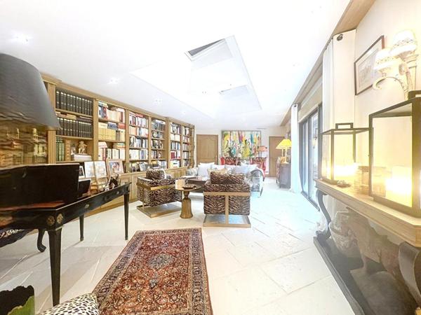 Superbe maison Normande en colombages de 240 m² , aux portes de Deauville -très bon standing