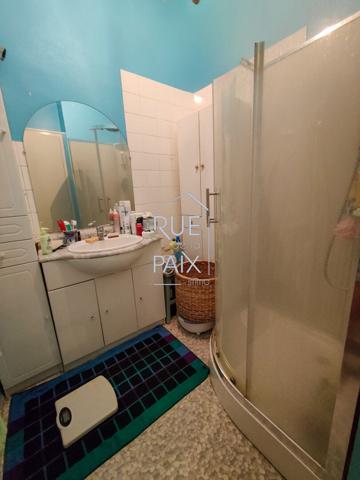 86230 SAINT GERVAIS LES TROIS CLOCHERS Immeuble Saint Gervais Les Trois Clochers Local + Appartement + dépendances