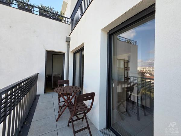 Appartement Rueil Malmaison 3 pièce(s) 68.27 m2 Loyer 1 746 €/mois charges comprises **  - Référence  20154