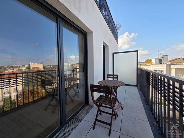 Appartement Rueil Malmaison 3 pièce(s) 68.27 m2 Loyer 1 746 €/mois charges comprises **  - Référence  20154