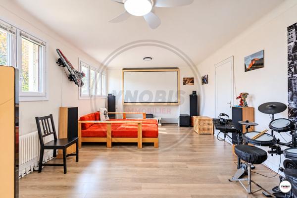 MAISON DE CARACTÈRE DE 273 m² - TERRAIN DE 1 500 m² - 6 CHAMBRES ? SOUS-SOL TOTAL, Orgeval 78630