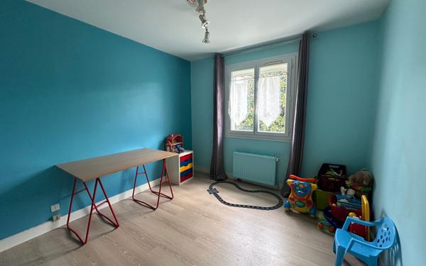 Maison à vendre    5 pièces •  Le Palais-sur-Vienne