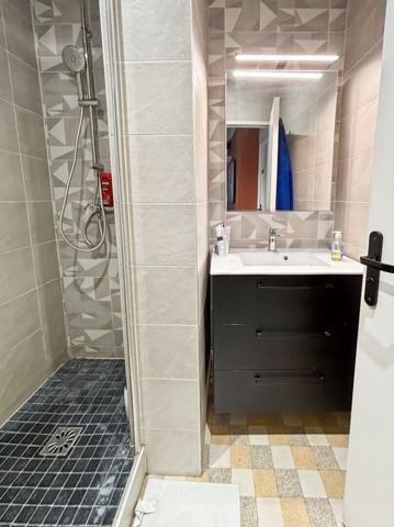 À vendre : Appartement spacieux de 7 pièces, Secteur Saint-Pierre 13005 Marseille