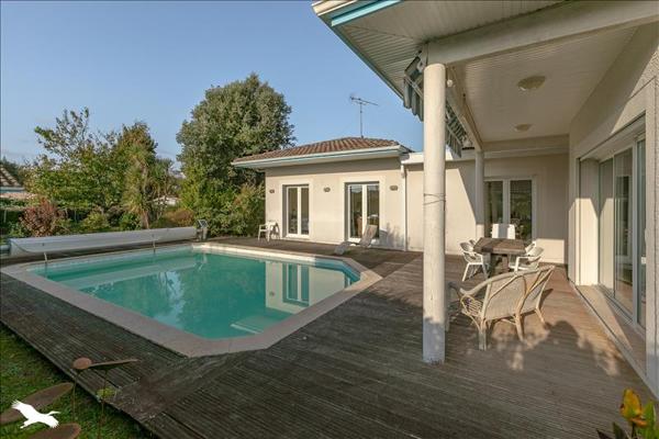 Maison à vendre |  Gujan-Mestras |  6 pièces | 172 m²