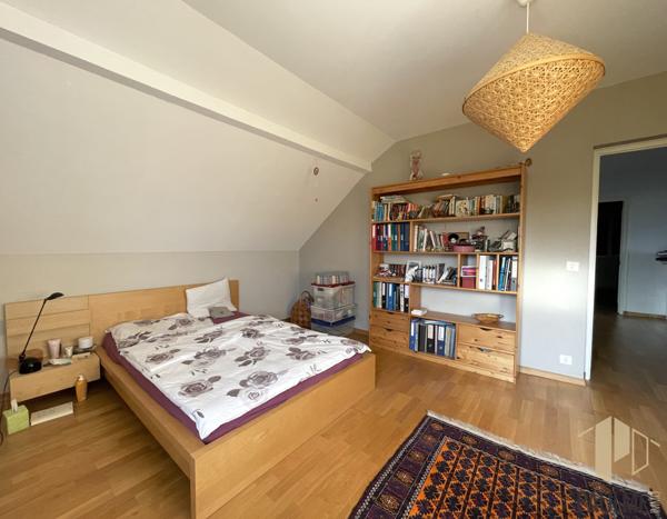 Saint-Genis-Pouilly (01630) A VENDRE VILLA INDIVIDUELLE SUR SOUS-SOL ST GENIS POUILLY