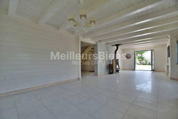 Superbe maison moderne avec piscine – Proche commerces et accès autoroutes à Troyes