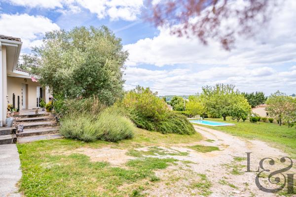 Maison de plain-pied à Sainte-Livrade-sur-Lot (Lot-et-Garonne, 47 )